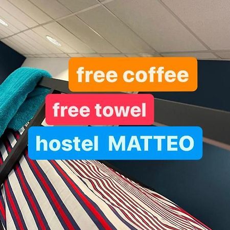 Hostel Matteo Pristina Exteriör bild