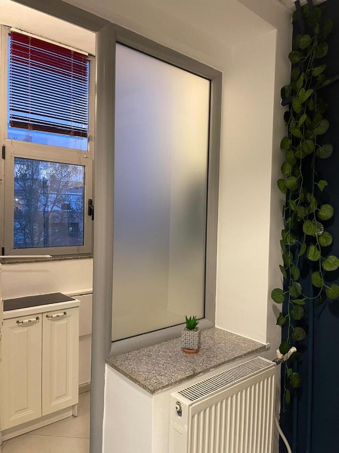 Hostel Matteo Pristina Exteriör bild